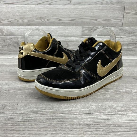 NIKE Vintage Rare Men’s Size 9 Black & Gold Low cut Air Force Sneaker From Japan